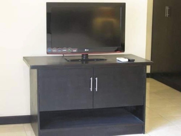 Imagen de la habitación del Hotel Intansari. Foto 12