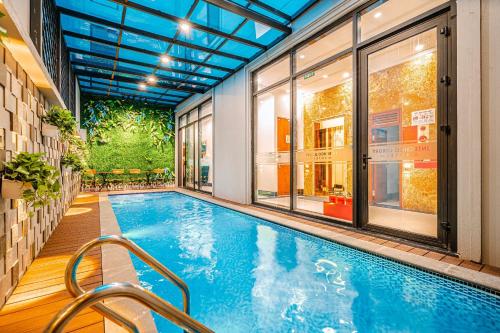 Imagen general del Hotel Intechco Luxury. Foto 8