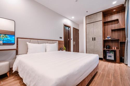 Imagen de la habitación del Hotel Intechco Luxury. Foto 20