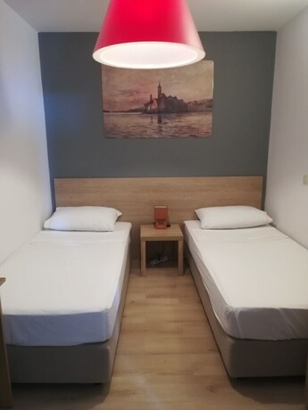 Imagen de la habitación del Hotel Integral Arbia - Villa Rio. Foto 17