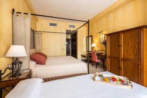 Imagen de la habitación del Hotel Intelier Air&eacute;n. Foto 4