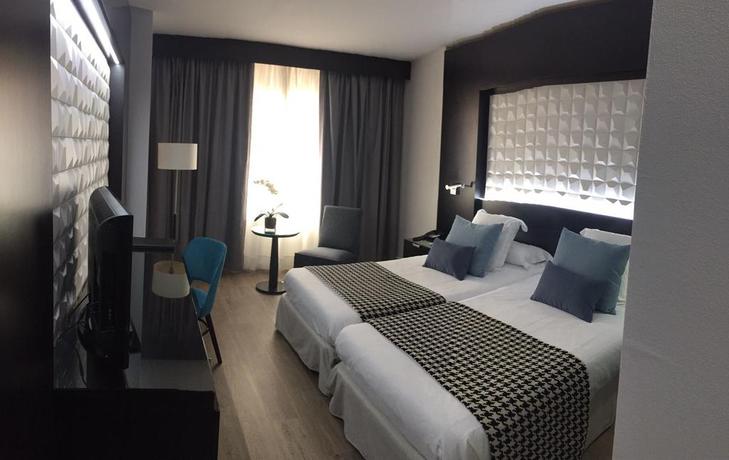 Imagen de la habitación del Hotel Intelier Rosa. Foto 3