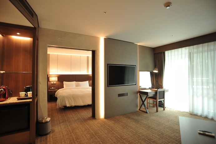 Imagen de la habitación del Hotel Inter Burgo. Foto 8