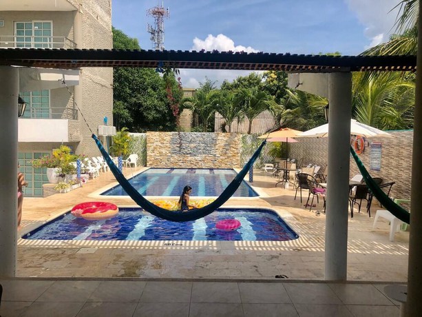 Imagen de la piscina del Hotel Inter. Foto 19