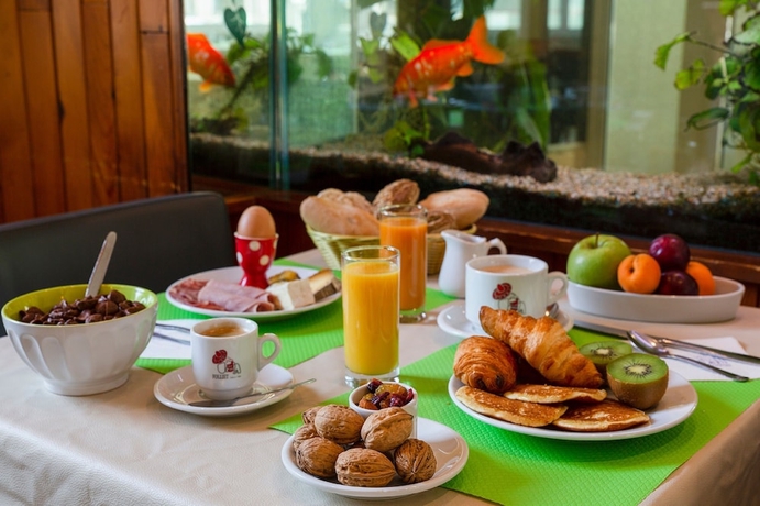 Imagen del bar/restaurante del Hotel Inter Gambetta. Foto 4