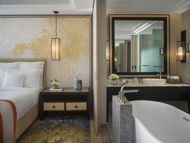 Imagen de la habitación del Hotel InterContinental Phuket Resort. Foto 7