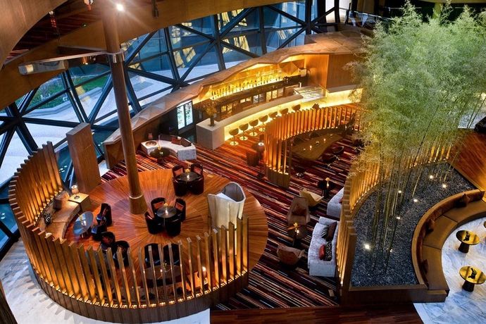 Imagen del bar/restaurante del Hotel InterContinental Shanghai Harbour City, an IHG. Foto 2