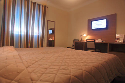 Imagen de la habitación del Hotel Inter-Hotel Hotellerie De Balajan. Foto 8