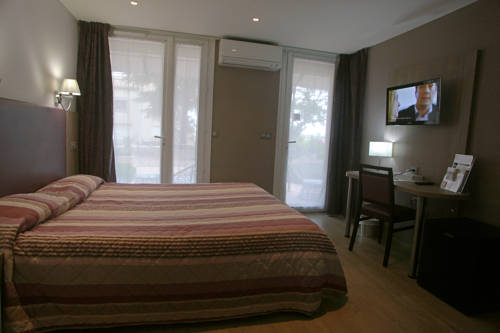 Imagen de la habitación del Hotel Inter-Hotel Hotellerie De Balajan. Foto 11