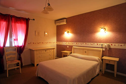 Imagen de la habitación del Hotel Inter-Hotel Hotellerie De Balajan. Foto 13