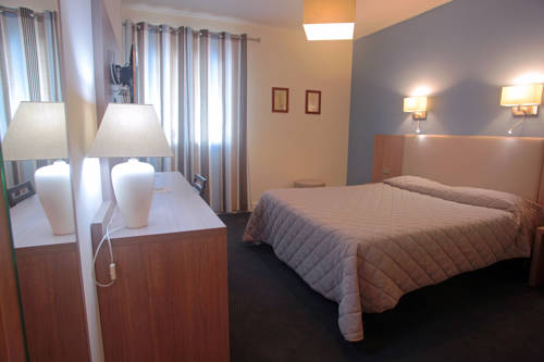 Imagen de la habitación del Hotel Inter-Hotel Hotellerie De Balajan. Foto 16