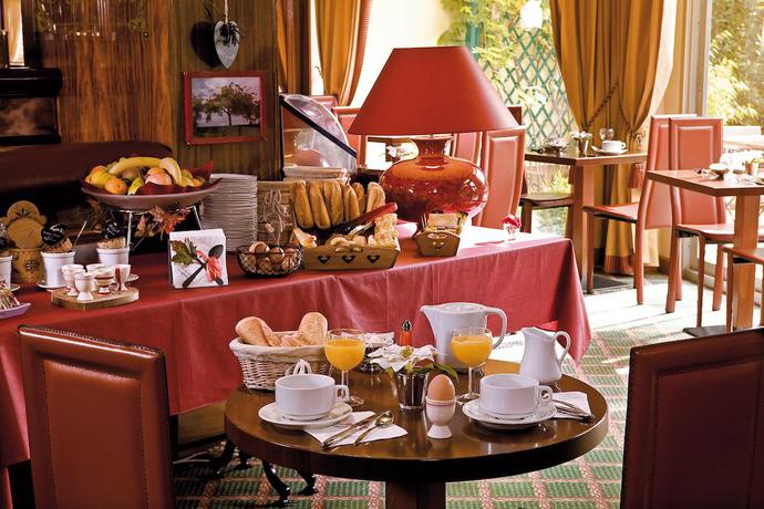 Imagen general del Hotel Inter-Hotel Le Flamboyant. Foto 5