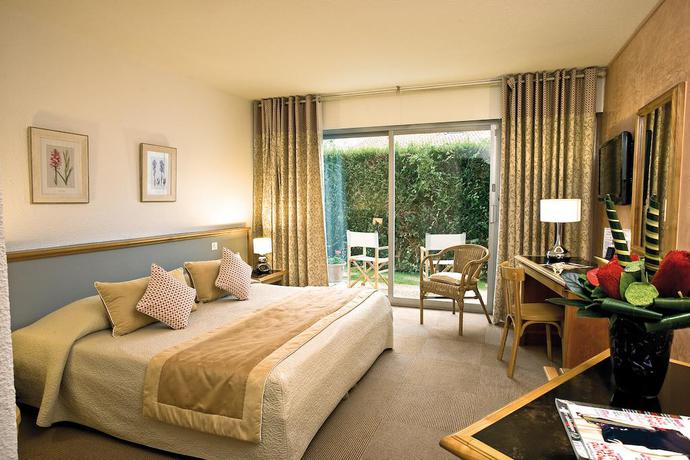 Imagen general del Hotel Inter-Hotel Le Flamboyant. Foto 6