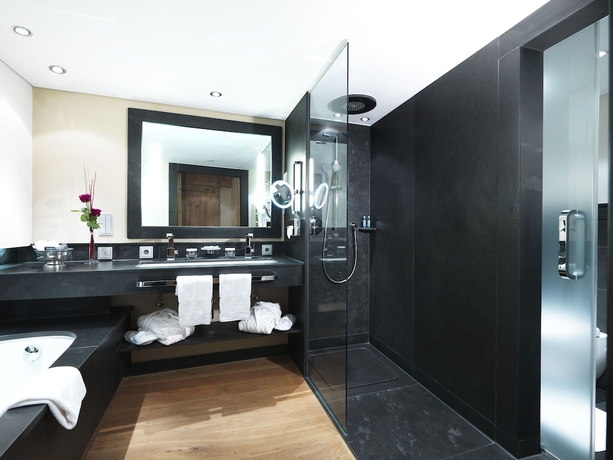 Imagen de la habitación del Hotel Interalpen-hotel Tyrol Gmbh. Foto 5