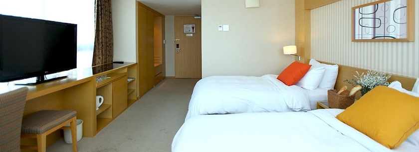 Imagen de la habitación del Hotel Interciti. Foto 17