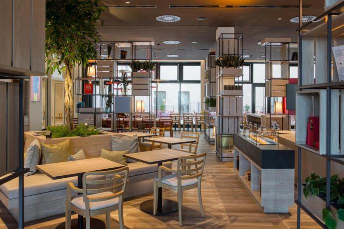 Imagen general del Hotel Intercity Berlin Airport BER Terminal 1+2. Foto 9