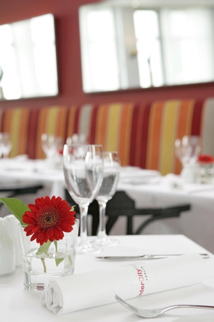 Imagen del bar/restaurante del Hotel Intercity Berlin. Foto 2