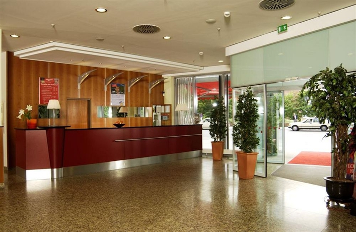 Imagen de los interiores del Hotel Intercity Berlin. Foto 13
