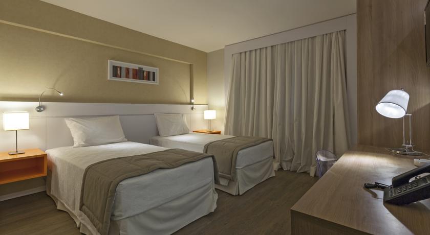 Imagen general del Hotel Intercity Bh Expo. Foto 10