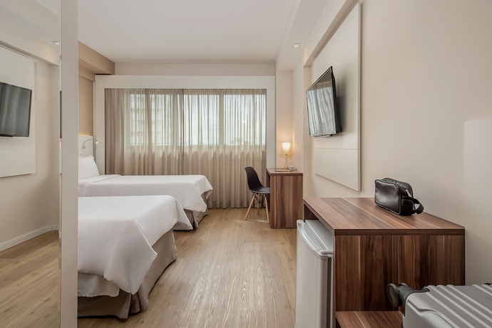 Imagen de la habitación del Hotel Intercity Curitiba Centro Cívico. Foto 12