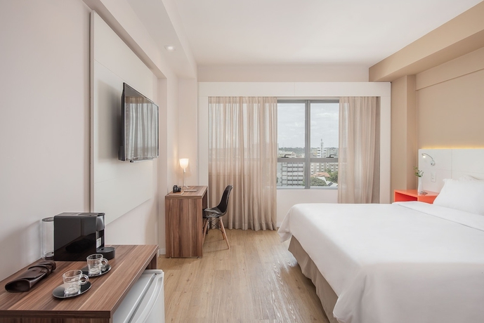 Imagen de la habitación del Hotel Intercity Curitiba Centro Cívico. Foto 13