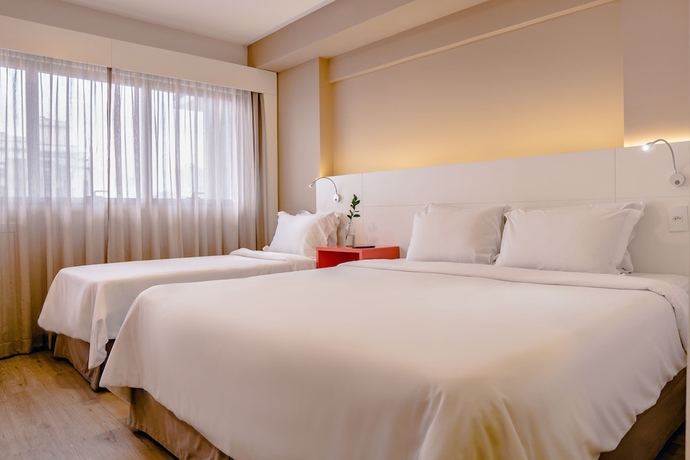 Imagen de la habitación del Hotel Intercity Curitiba Centro Cívico. Foto 17