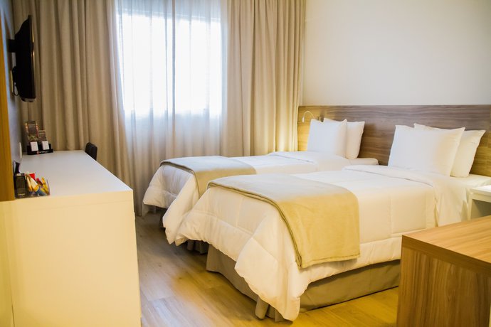 Imagen de la habitación del Hotel Intercity Gravata&iacute;. Foto 6