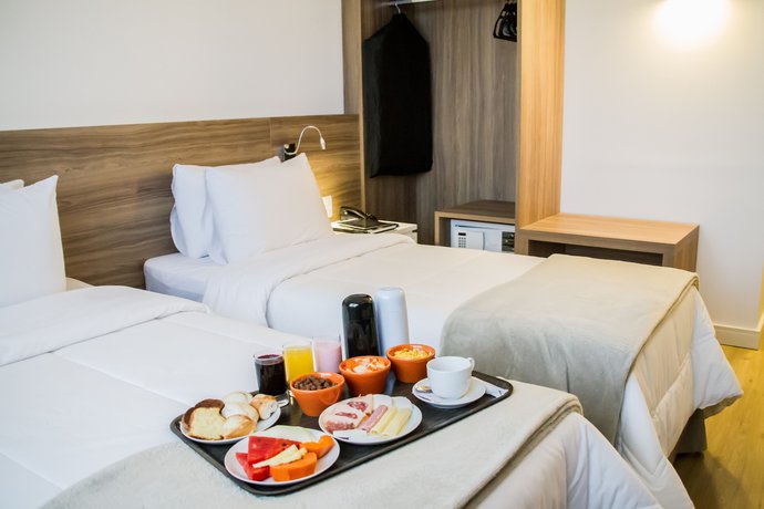 Imagen de la habitación del Hotel Intercity Gravata&iacute;. Foto 8