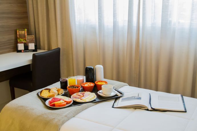 Imagen de la habitación del Hotel Intercity Gravata&iacute;. Foto 14