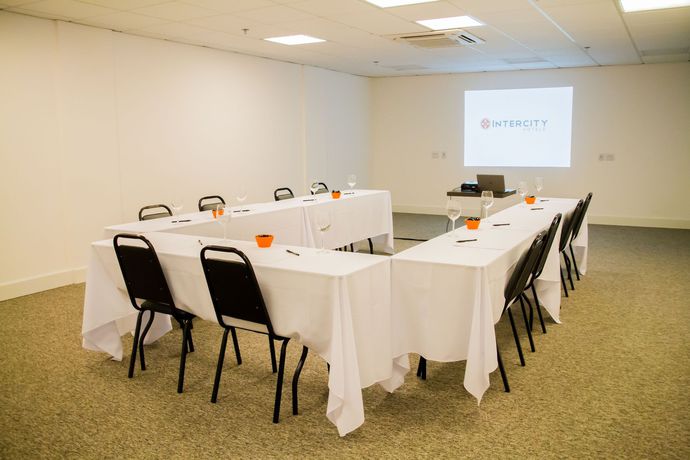 Imagen de los interiores del Hotel Intercity Gravata&iacute;. Foto 17