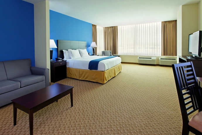 Imagen de la habitación del Hotel Intercity Hotels San Pedro Sula. Foto 12