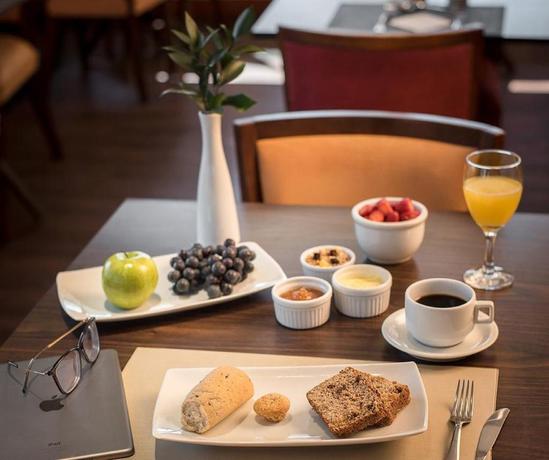 Imagen del bar/restaurante del Hotel Intercity Itupeva. Foto 7