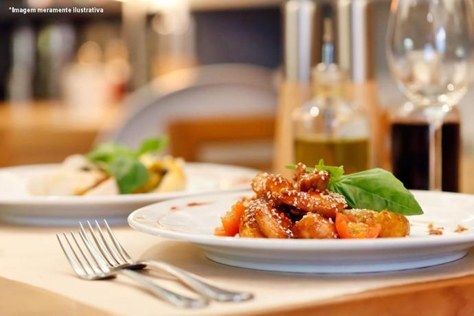 Imagen del bar/restaurante del Hotel Intercity Maceio. Foto 4