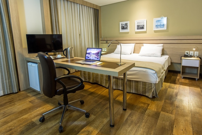 Imagen de la habitación del Hotel Intercity Manaus. Foto 4