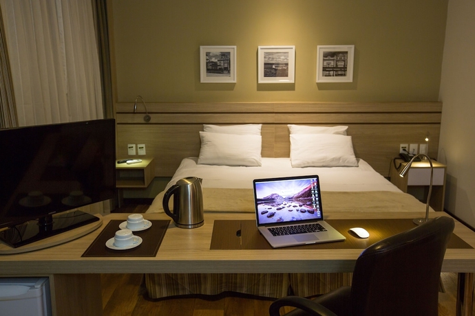 Imagen de la habitación del Hotel Intercity Manaus. Foto 12