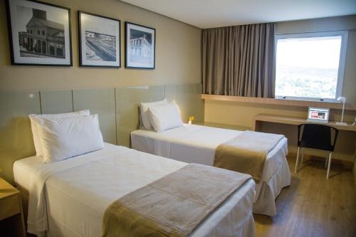 Imagen de la habitación del Hotel Intercity Montes Claros. Foto 6