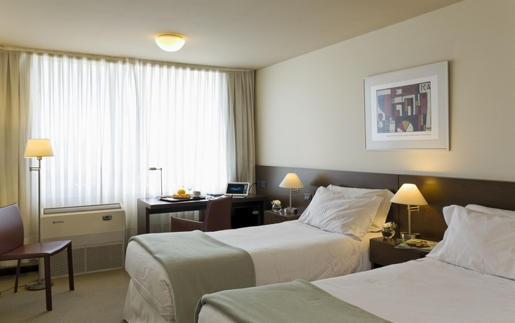 Imagen de la habitación del Hotel Intercity Montevideo. Foto 13