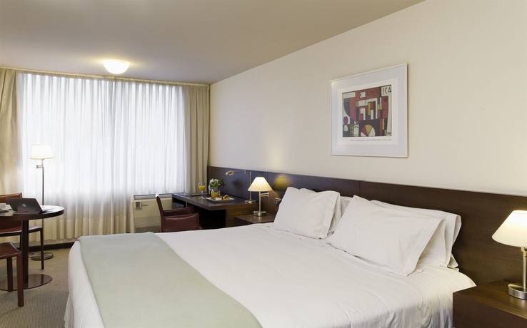 Imagen de la habitación del Hotel Intercity Montevideo. Foto 14