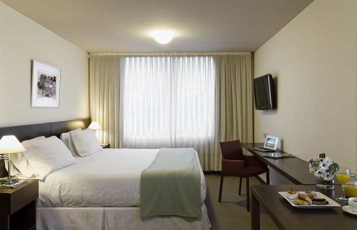 Imagen de la habitación del Hotel Intercity Montevideo. Foto 15