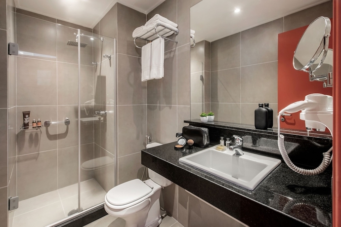 Imagen de la habitación del Hotel Intercity Porto Alegre. Foto 14