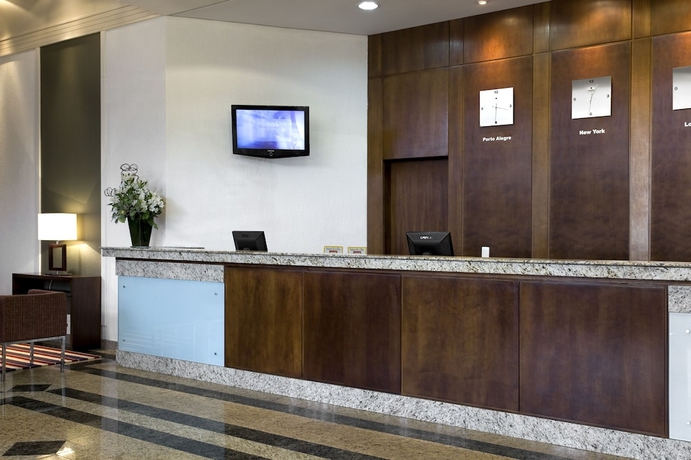 Imagen de los interiores del Hotel Intercity Porto Alegre. Foto 17
