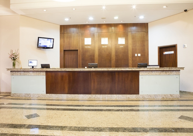 Imagen de los interiores del Hotel Intercity Porto Alegre. Foto 18