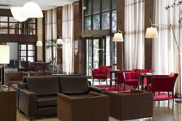 Imagen del bar/restaurante del Hotel Intercity Porto Alegre. Foto 3