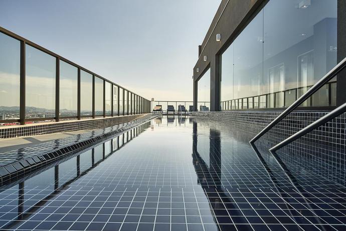 Imagen de la piscina del Hotel Intercity Rio De Janeiro Porto Maravilha. Foto 10