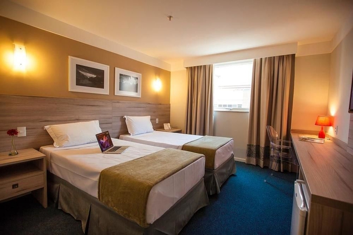 Imagen de la habitación del Hotel Intercity Teresopolis. Foto 8