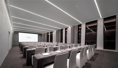 Imagen general del Hotel Intercity Wuhan CADE Optics Valley. Foto 10