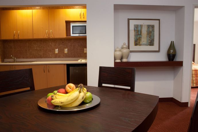 Imagen del bar/restaurante del Hotel Intercity Zapopan. Foto 3