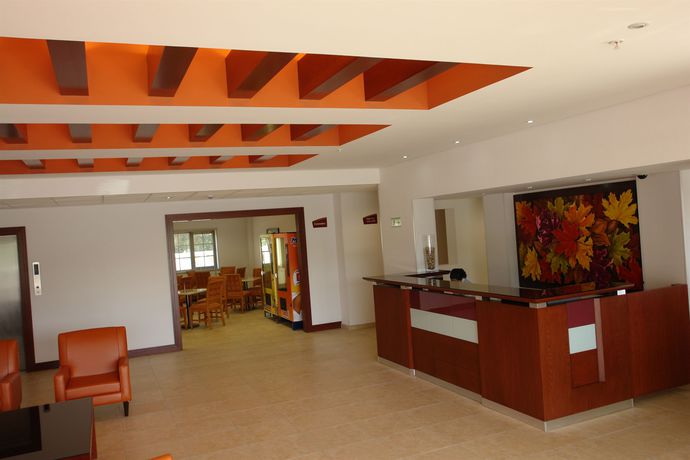 Imagen de los interiores del Hotel Intercity Zapopan. Foto 14