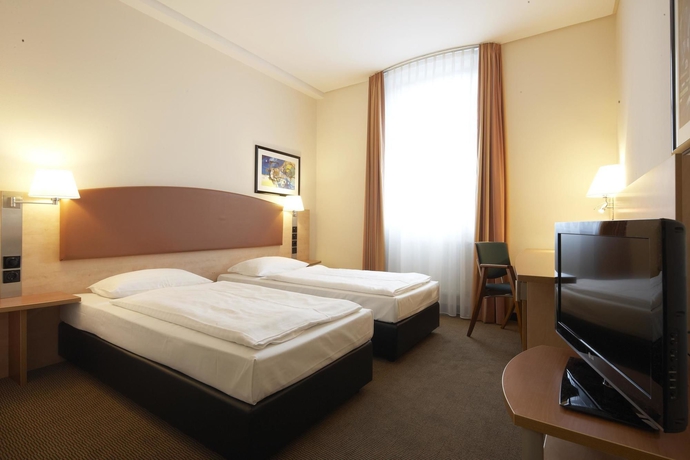 Imagen de la habitación del Hotel IntercityHotel Berlin Ostbahnhof. Foto 7