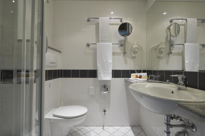 Imagen de la habitación del Hotel IntercityHotel Berlin Ostbahnhof. Foto 8